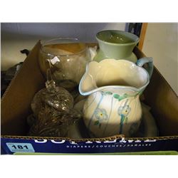 BOX OF GLASSWARE/CERAMICS