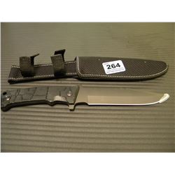 NEW BLACK HANDLED HUNTING KNIFE WITH SHEETH