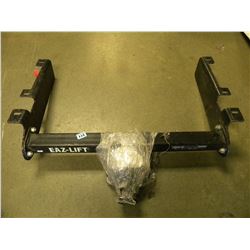 EQUALIZER HITCH FOR 65-86 C30 OR 67-86