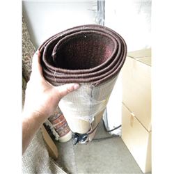 5X8' FT BROWN RUG