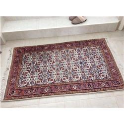 Hand woven wool rug from Persia approx 12x17