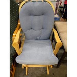 MAPLE GLIDER ROCKER SEAT