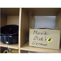 BOX OF GERMAN MUSIC/2 JELLO MOLDS
