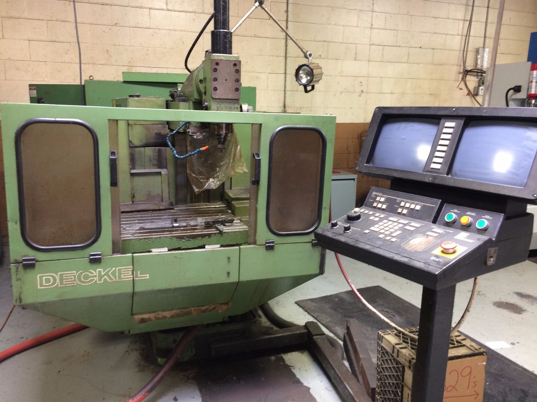 Deckel FP3A CNC universal milling machine with Hurco Ultimax Control