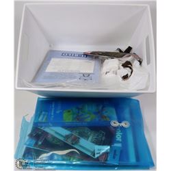 LOT OF ASSORTED PAINTS, PAINT SET, FABRIC PAINT