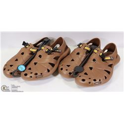 LOT OF TWO LARGE SIZE GEKKOS