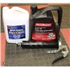 Image 1 : BOX WITH MOTOMASTER GEAR OIL AND GREASE GUN