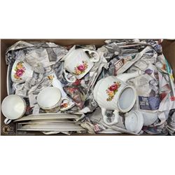ESTATE BOX OF ASSORTED CHINA AND GLASSWARE