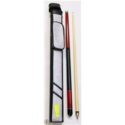 EASTON POOL CUE IN SOFT CARRY CASE