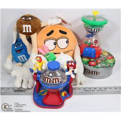 LOT OF M & M'S COLLECTIBLES INCL. BEACH AND HOUR