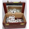 Image 1 : VINTAGE CASE FULL OF COINS