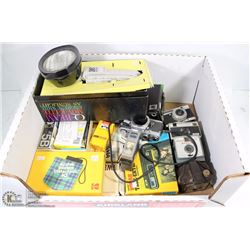 LARGE FLAT WITH VINTAGE CAMERAS AND CAMERA