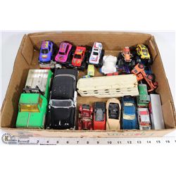 SMALL FLAT OF VINTAGE DIE CAST CARS