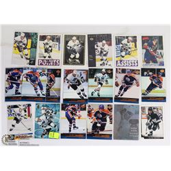 LARGE LOT OF WAYNE GRETZKY HOCKEY CARDS