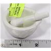 Image 1 : MORTAR AND PESTLE  2 1/2 "  CERAMIC