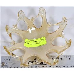 ART GLASS FLOWER DISH
