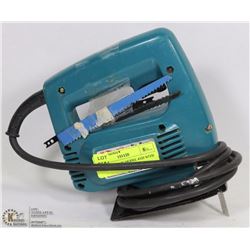 MAKITA JIG SAW MODEL 4320 WITH 5 BLADES