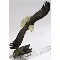 EAGLE STATUE
