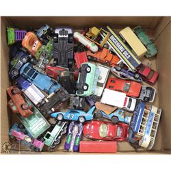 FLAT OF VINTAGE DIE CAST TOYS