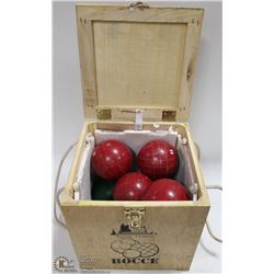 SET OF SPARICRAFT BOCCE BALLS IN WOOD CARRYING BOX