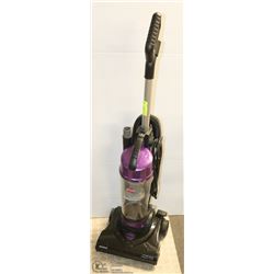 BISSELL AEROSWIFT UPRIGHT VACUUM