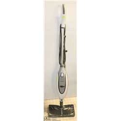 SHARK STEAM CLEANER