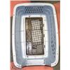 Image 1 : MEDIUM PORTABLE PET CARRIER