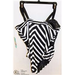 LADIES 1 PC STRIPPED BATHING SUIT SIZE 16