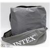Image 1 : INTEX BLOW UP BED IN A BAG