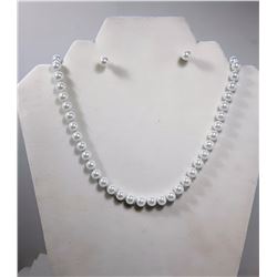 #8 - SINGLE STRAND 18"AKOYA PEARLS & EARRINGS