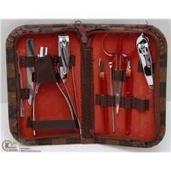 10 PIECE MANICURE SET NEW IN CARRY CASE