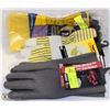 Image 1 : LOT OF 4 PAIRS OF ASST GLOVES INCL DISPOSABLE