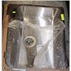 Image 1 : NEW STAINLESS STEEL SINK