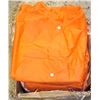 Image 1 : CASE OF 30 DISPOSABLE PROTECTIVE SHIRT-GOWNS