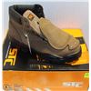 Image 1 : STC SIZE 10 LOW TOP LEATHER WORK BOOTS W/ EXTRA