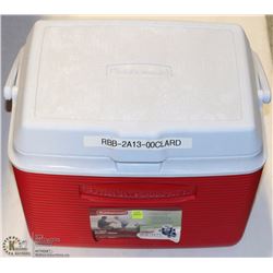 22.7L RED RUBBERMAID ICE CHEST COOLER