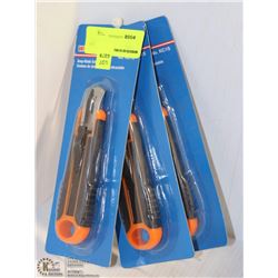 LOT OF 3 WESTWARD RUBBER GRIP SNAP BLADES