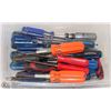 Image 1 : LOT OF ASST SCREW DRIVERS