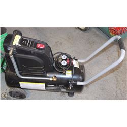 NEW HUSKY 8 GAL 135 PSI AIR COMPRESSOR