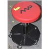 Image 1 : WHEELED MECHANIC'S STOOL WITH ADJUSTABLE SEAT
