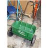 Image 1 : SCOTTS ACCU-GREEN 3000 FERTILIZER SPREADER