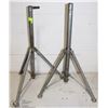 Image 1 : A PAIR OF HEAVY DUTY METAL TRIPOD STANDS