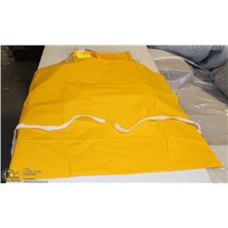 LOT OF 9 SPLASH RESISTANT DISPOSABLE APRONS