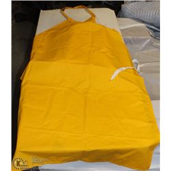 LOT OF 10 SPLASH RESISTANT DISPOSABLE APRONS