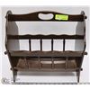 Image 1 : CLASSIC WOOD MAGAZINE RACK