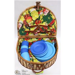 PICNIC BASKET WITH CONTENTS