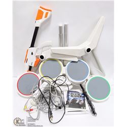 WII CONSOLE WITH CONTROLLER , GUN CONTROLLER