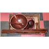Image 1 : WOOD TRIPOD WITH LARGE  BOWL AND 8 LITTLE BOWLS,