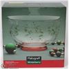 Image 1 : WINTERBERRY PFALTZGRAFF SERVING BOWL