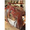 Image 1 : FULL SADDLE W/ ACCESSORIES INCL TACK, BRIDLE, ROPE